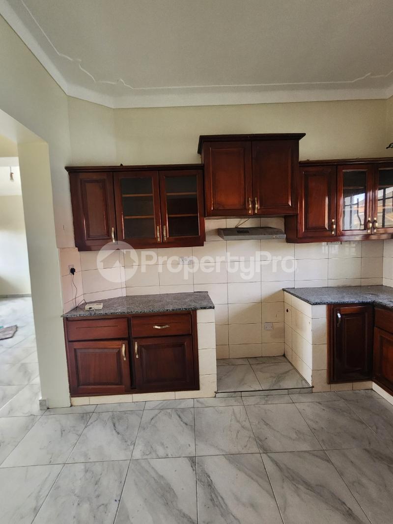 3 bedroom Apartment for rent Bukasa road Makindye Kampala Central - 5