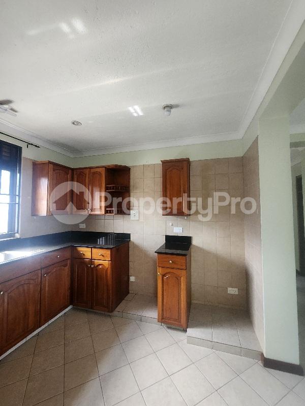 3 bedroom Apartment for rent Kiwafu road  Makindye Kampala Central - 3