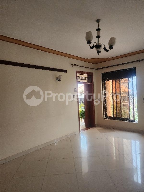 3 bedroom Apartment for rent Kironde road Makindye Kampala Central - 3