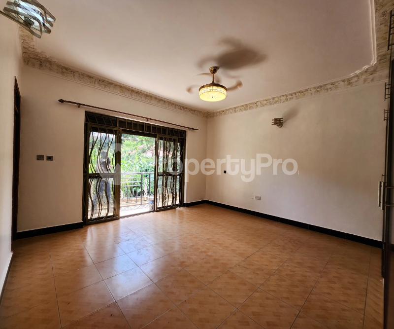 2 bedroom Apartment Block Apartment for rent Naalya road Kampala Central - 4