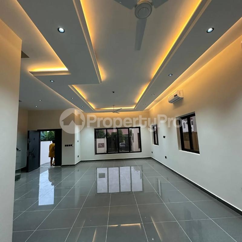 2 bedroom Apartment Block Apartment for rent Naalya road  Nakawa Kampala Central - 1