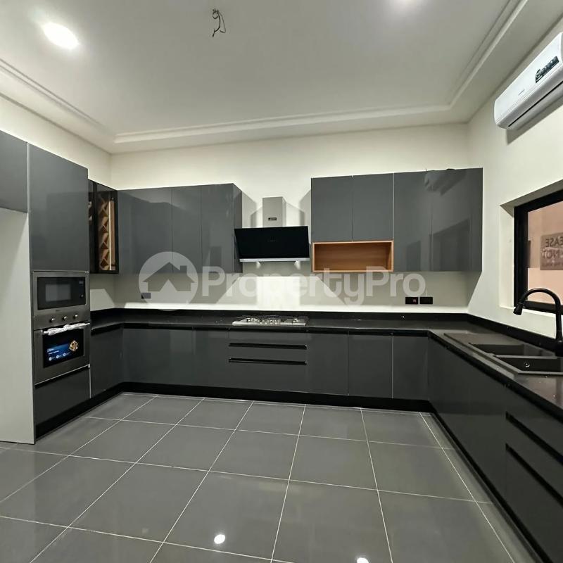 2 bedroom Apartment Block Apartment for rent Naalya road  Nakawa Kampala Central - 2