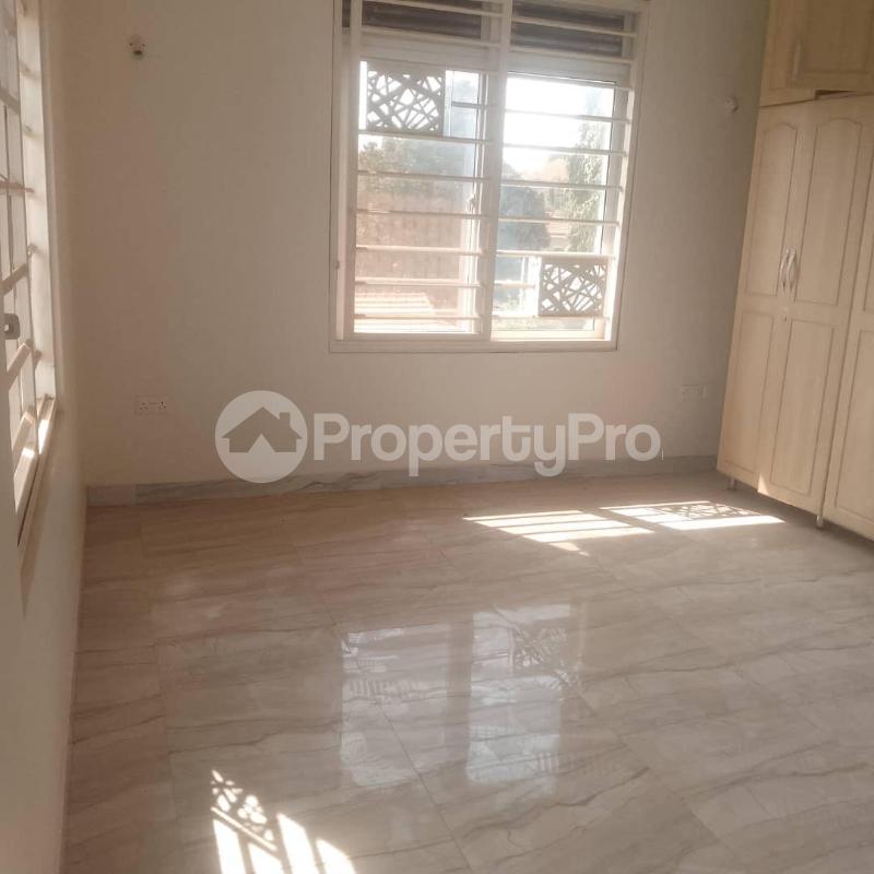 3 bedroom Apartment Block Apartment for rent naalya road Kampala Central - 7