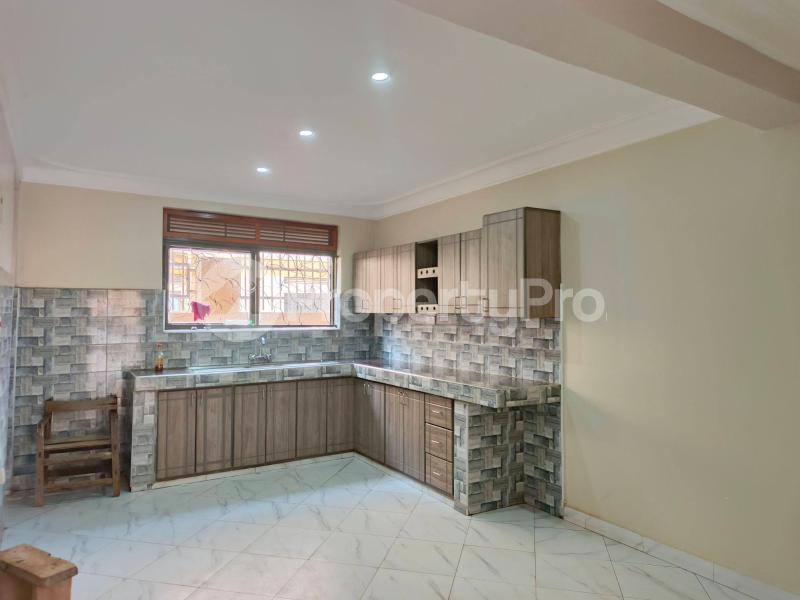 3 bedroom Apartment Block Apartment for rent Naalya road Kampala Central - 5