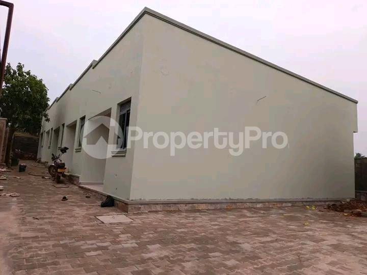 1 bedroom mini flat  Bungalow Apartment for sale Naalya road  Kampala Central Kampala Central - 5