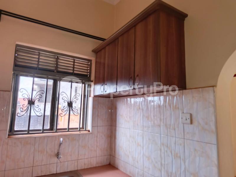 1 bedroom mini flat  Bungalow Apartment for rent Naalya road  Kampala Central - 3