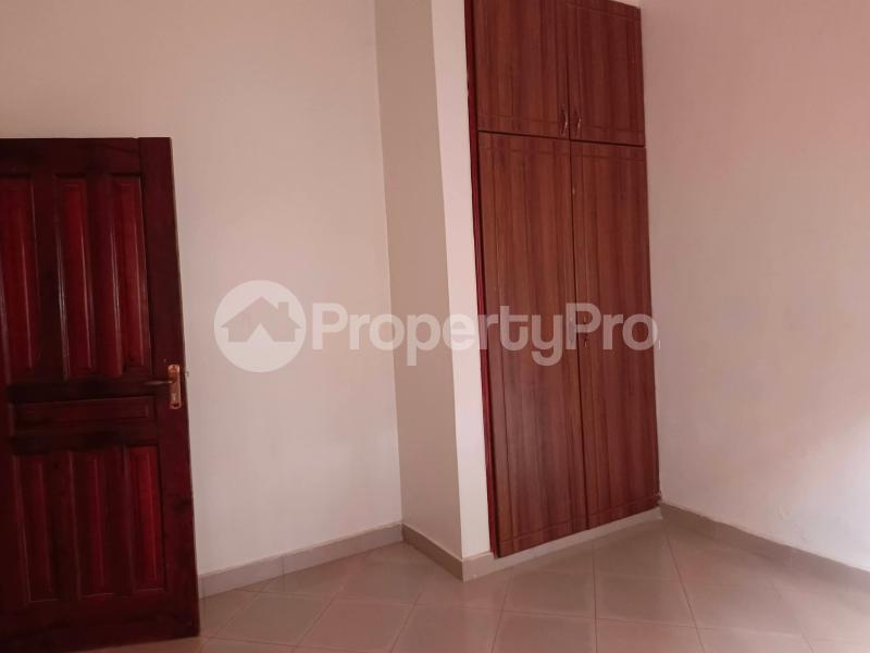 1 bedroom mini flat  Bungalow Apartment for rent Naalya road  Kampala Central - 8