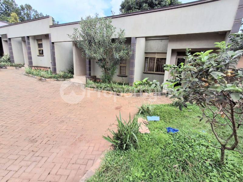 2 bedroom Apartment Block Apartment for rent Naalya road Wakiso Central - 5