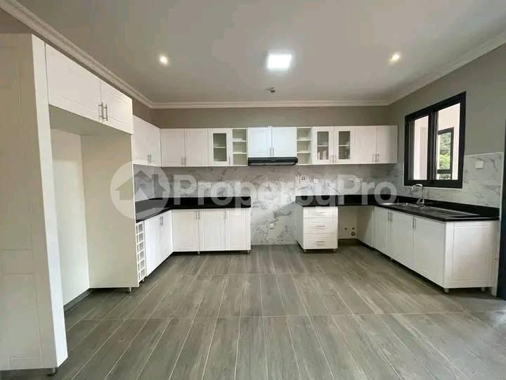 1 bedroom mini flat  Apartment Block Apartment for rent Naguru road Kampala Central - 8