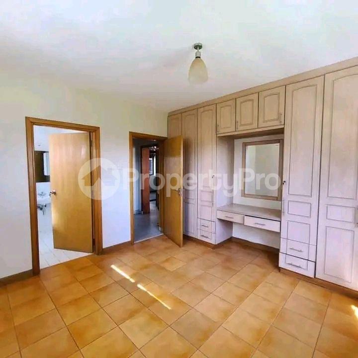 3 bedroom Apartment Block Apartment for rent Naguru road Kampala Central - 3