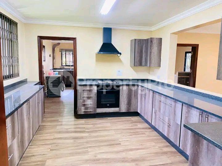 3 bedroom Apartment Block Apartment for rent Naguru road Kampala Central - 3