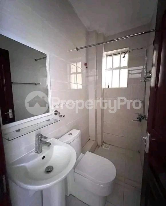 3 bedroom Bungalow Houses for rent Nairobi West Nairobi (PID 6AHKZ