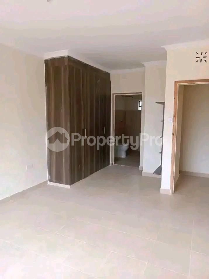 2 bedroom Bungalow Houses for rent Nairobi west Nairobi West Nairobi