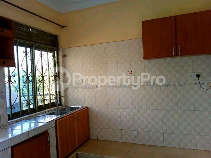 2 bedroom Bungalow Apartment for rent Najjera road Wakiso Central - 5