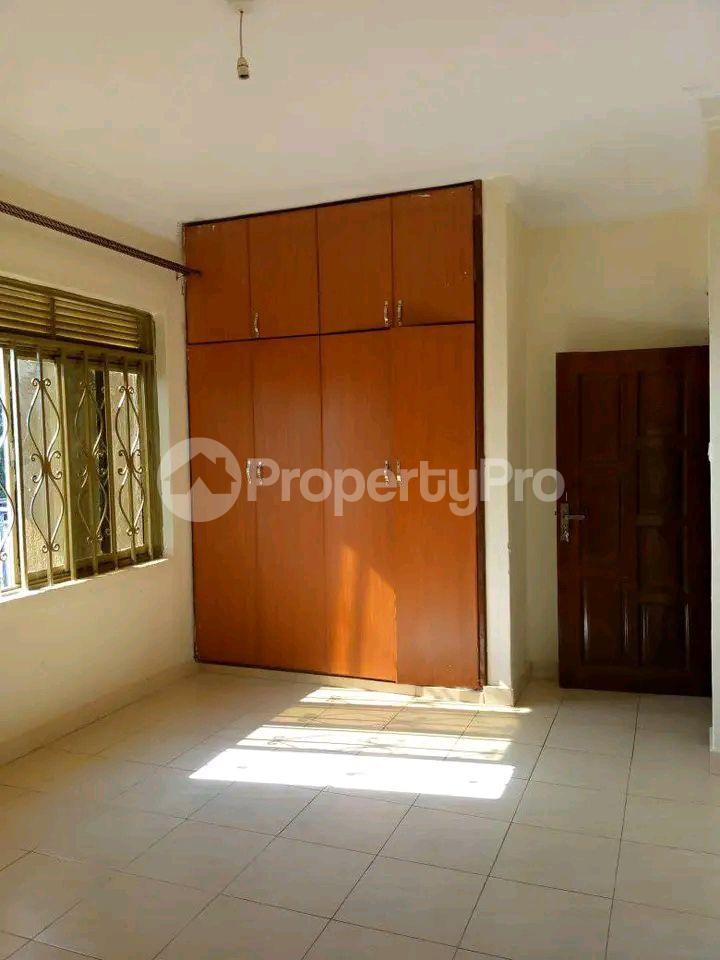 2 bedroom Bungalow Apartment for rent Najjera road Wakiso Central - 1