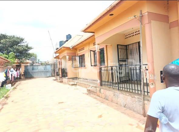 2 bedroom Bungalow Apartment for rent Najjera road Wakiso Central - 2