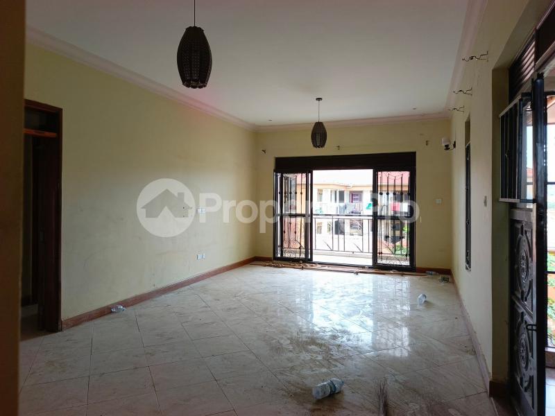 3 bedroom Apartment Block Apartment for rent Najjera road Wakiso Central - 8