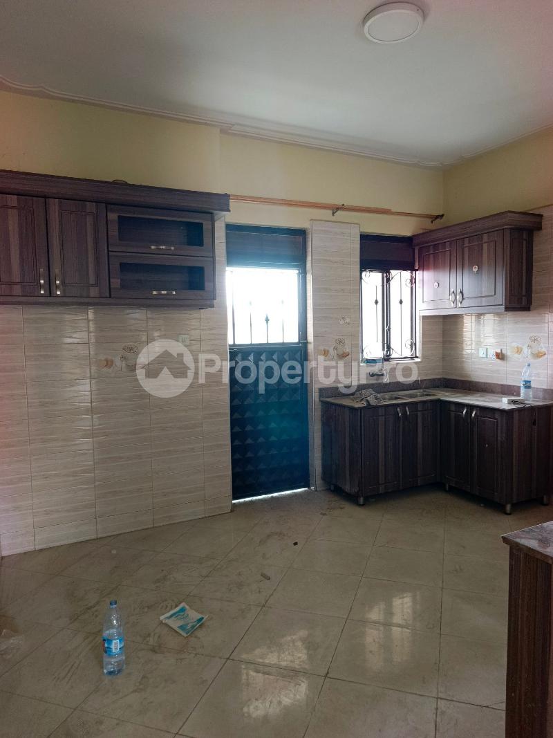 3 bedroom Apartment Block Apartment for rent Najjera road Wakiso Central - 7