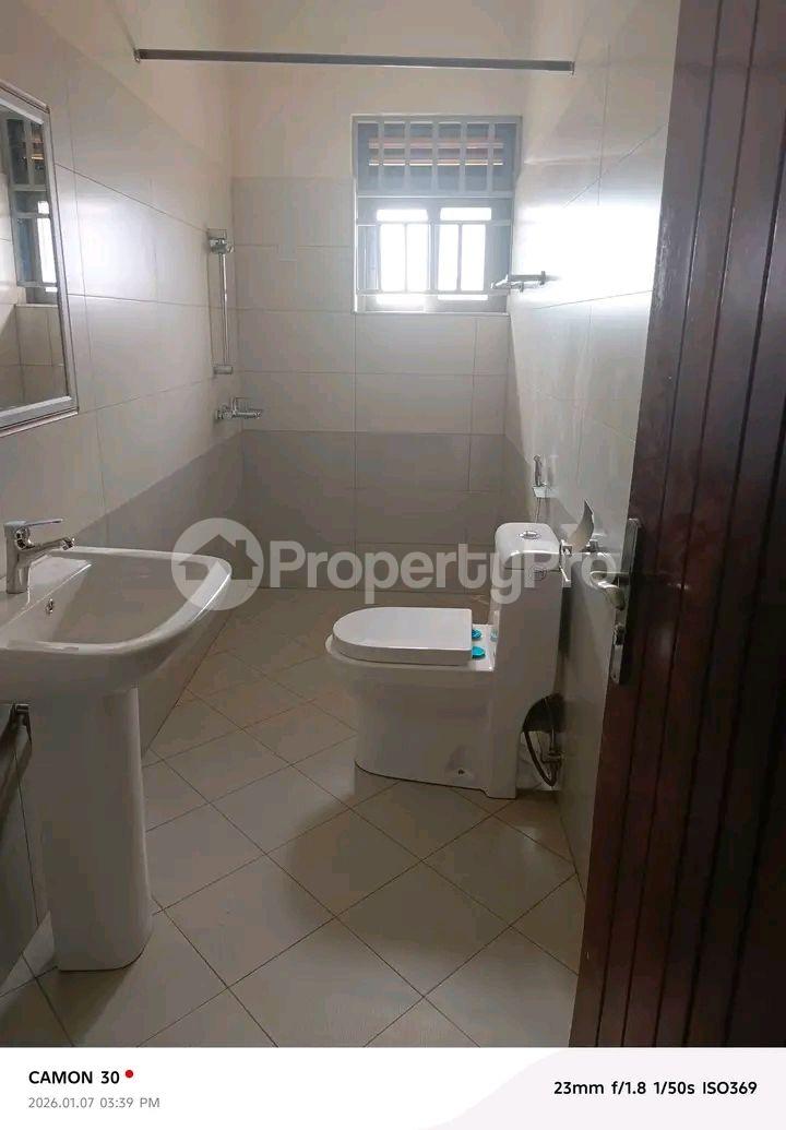 3 bedroom Apartment Block Apartment for rent Najjera road Wakiso Central - 9