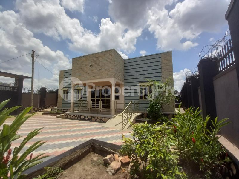 3 bedroom Villa for sale Nakwero canaan estate  Kira Wakiso Central - 0