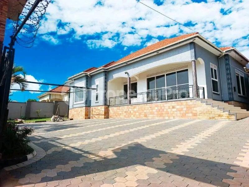 4 bedroom Villa for sale Naalya Kampala Central Kampala Central - 1