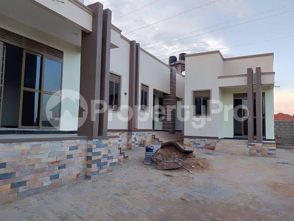 1 bedroom mini flat  Apartment Block Apartment for rent namugongo road Wakiso Central - 2