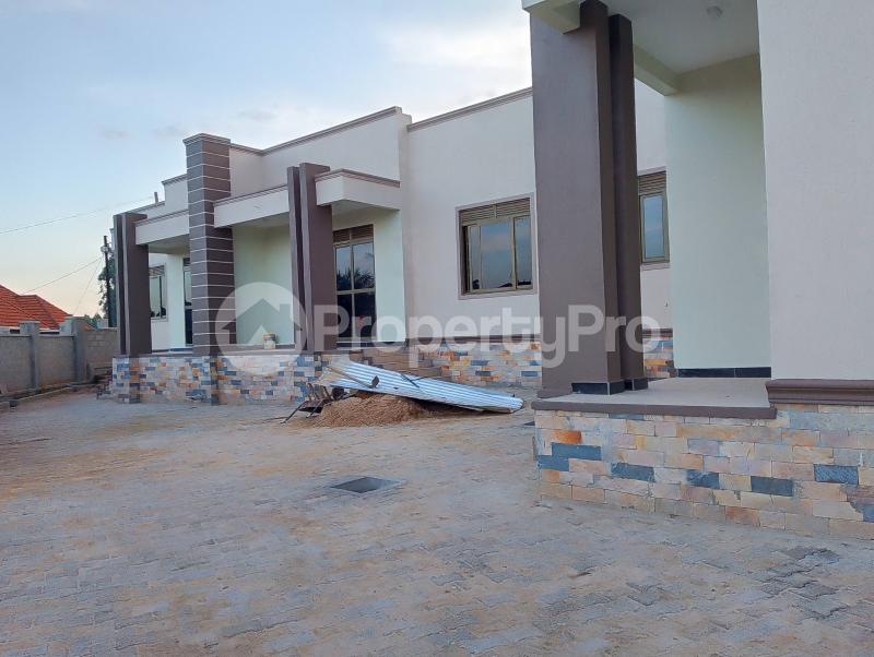 1 bedroom mini flat  Apartment Block Apartment for rent namugongo road Wakiso Central - 4