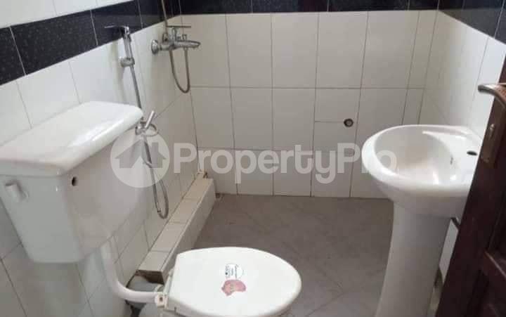 2 bedroom Apartment Block Apartment for rent namugongo road Wakiso Central - 3