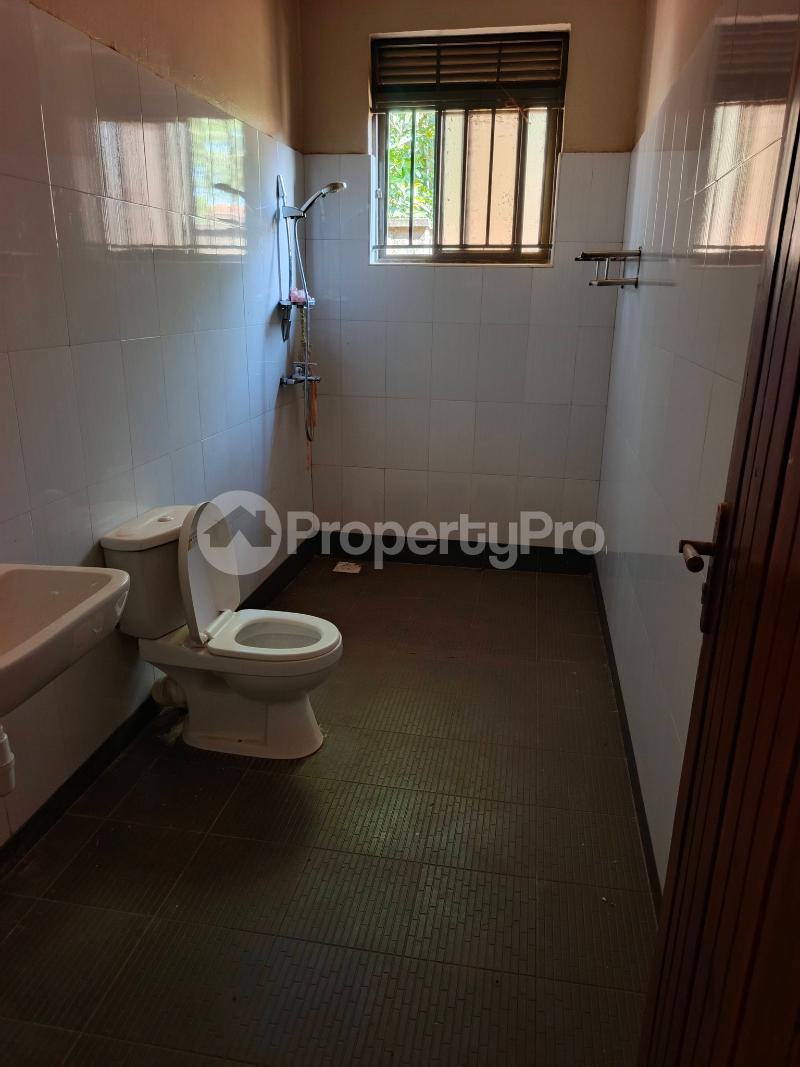2 bedroom Apartment Block Apartment for rent namugongo road Wakiso Central - 2