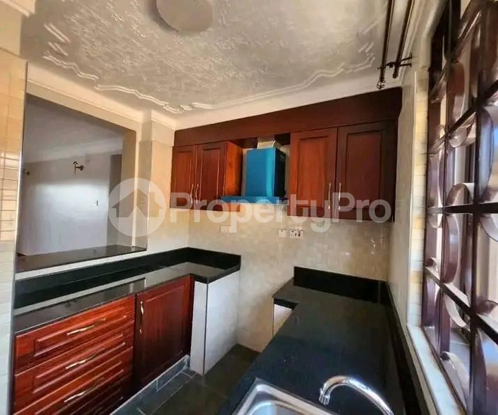 2 bedroom Apartment Block Apartment for rent namugongo road Wakiso Central - 3