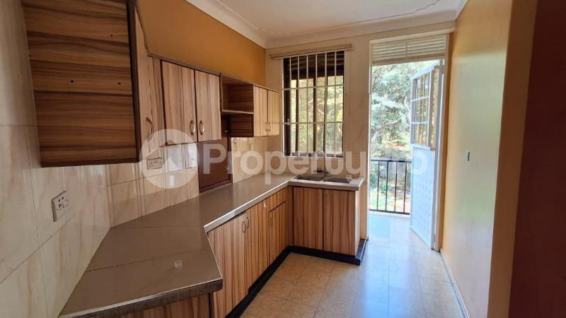 2 bedroom Apartment Block Apartment for rent namugongo road Wakiso Central - 10