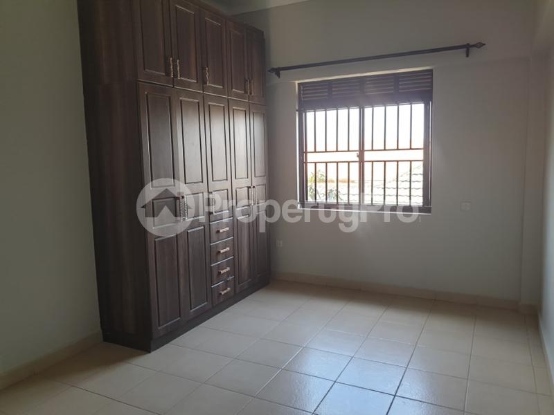 2 bedroom Apartment Block Apartment for rent namugongo road Wakiso Central - 5