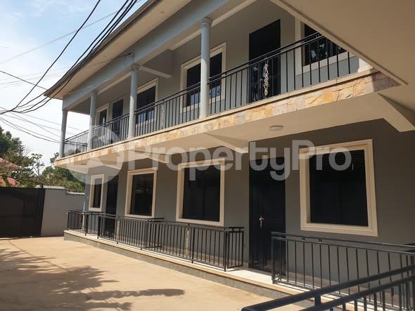 2 bedroom Apartment Block Apartment for rent namugongo road Wakiso Central - 3