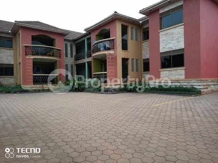 2 bedroom Apartment Block Apartment for rent namugongo road Wakiso Central - 3