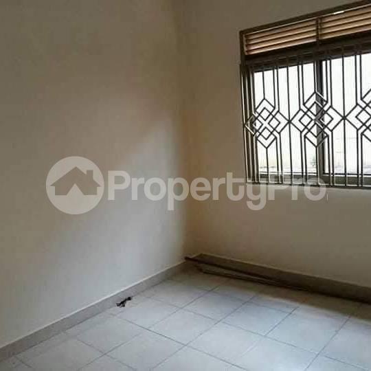 2 bedroom Apartment Block Apartment for rent namugongo road Wakiso Central - 5
