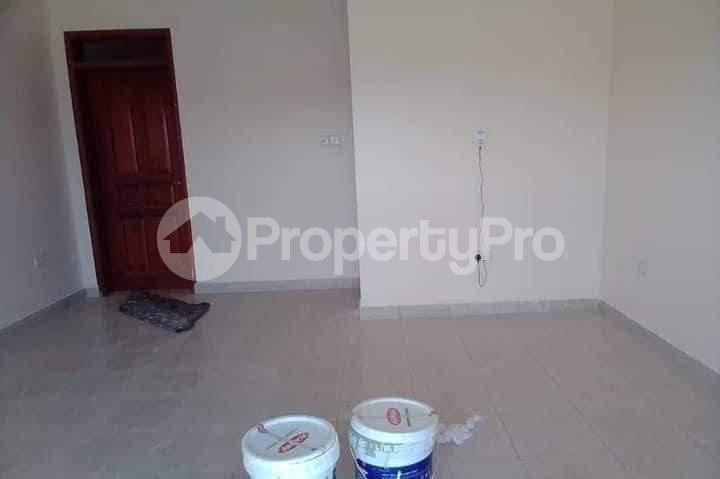 2 bedroom Apartment Block Apartment for rent namugongo road Wakiso Central - 4