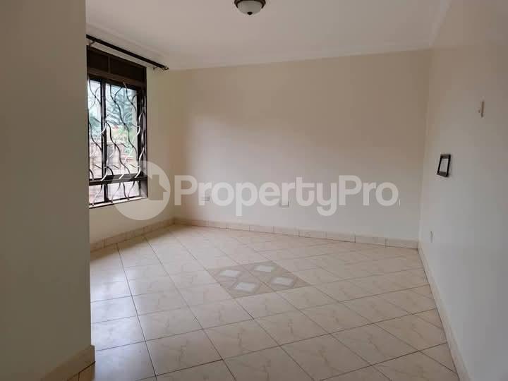 2 bedroom Apartment Block Apartment for rent Namugongo road  Kampala Central Kampala Central - 8