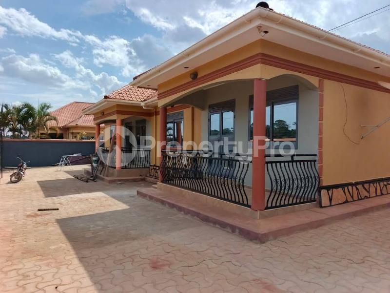 2 bedroom Bungalow Apartment for rent namugongo road Wakiso Central - 3