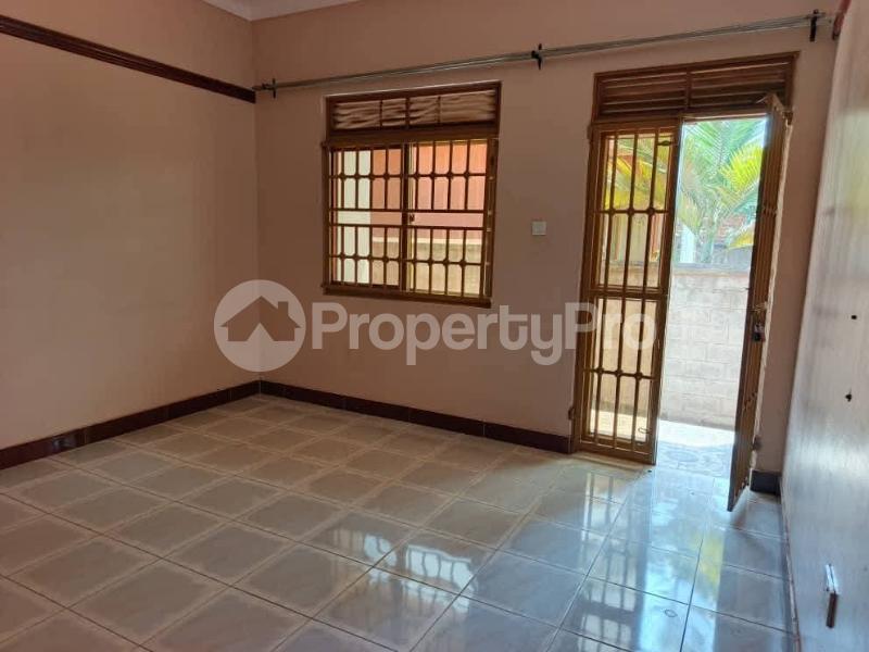 2 bedroom Bungalow Apartment for rent namugongo road Wakiso Central - 11