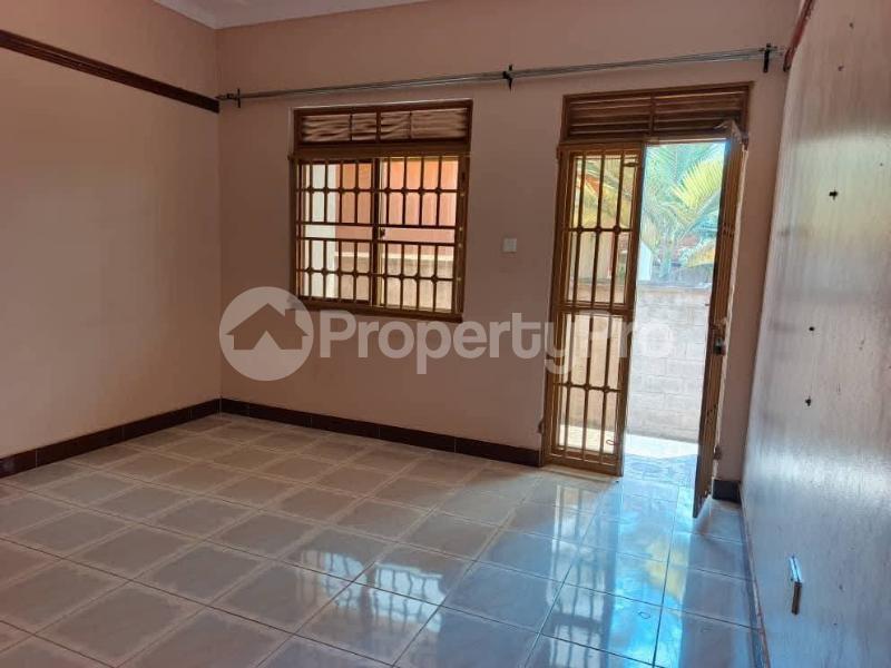 2 bedroom Bungalow Apartment for rent namugongo road Wakiso Central - 1