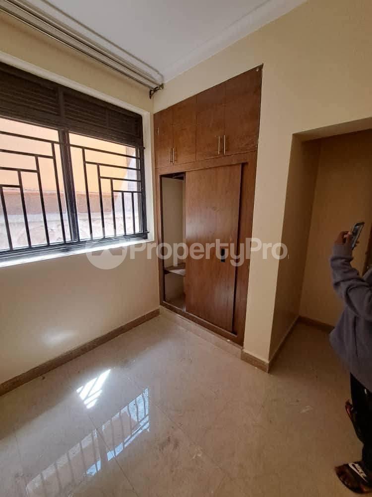 3 bedroom Apartment Block Apartment for rent Namugongo road Kampala Central Kampala Central - 9