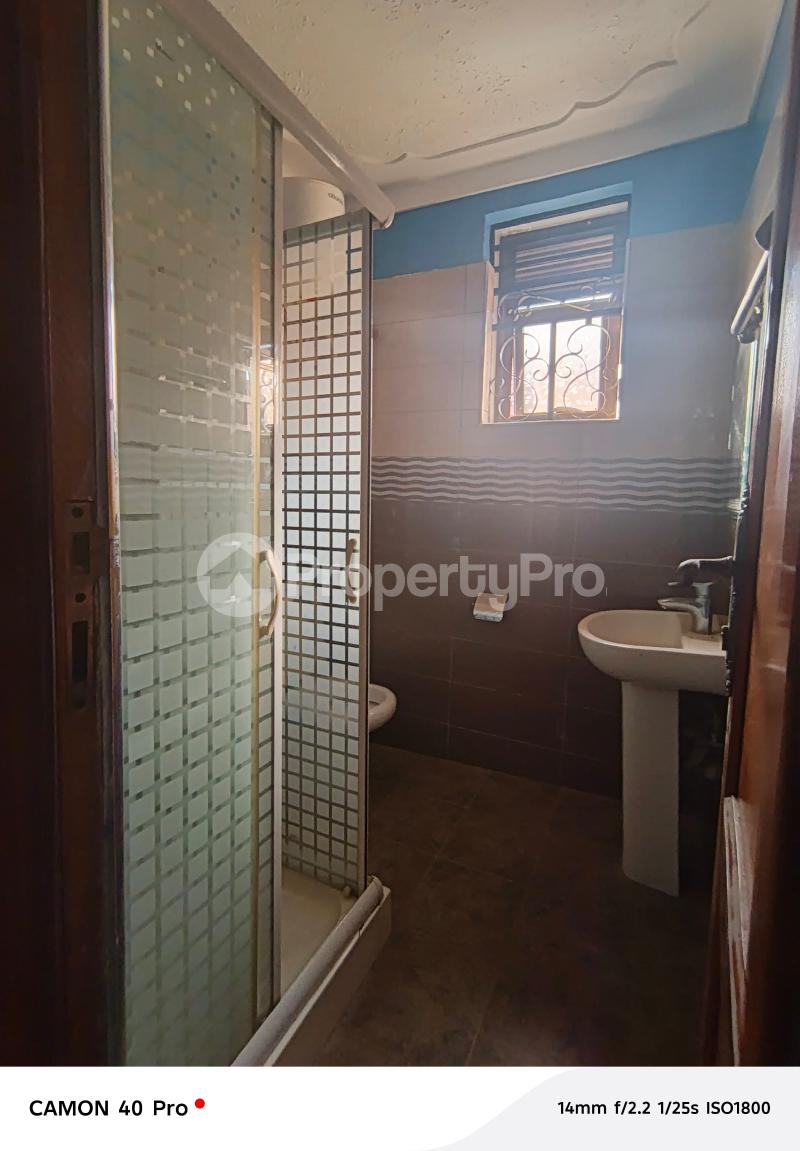 3 bedroom Apartment Block Apartment for rent Namugongo road  Kampala Central Kampala Central - 6