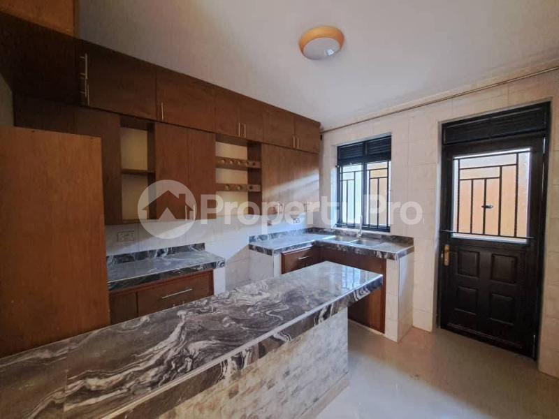 3 bedroom Apartment Block Apartment for rent Namugongo road Kampala Central Kampala Central - 8