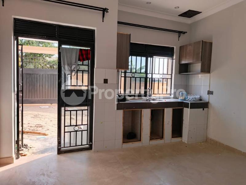 1 bedroom mini flat  Bungalow Apartment for rent namugongo road Wakiso Central - 7