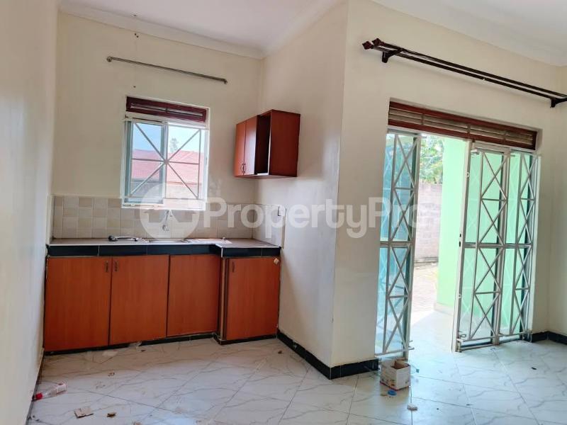 1 bedroom mini flat  Bungalow Apartment for rent namugongo road Wakiso Central - 2