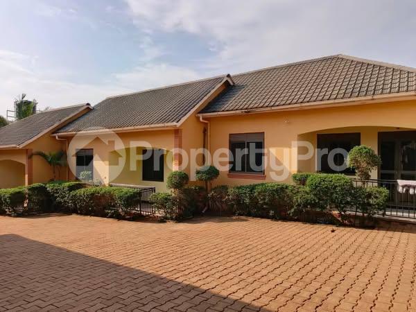 1 bedroom mini flat  Bungalow Apartment for rent namugongo road Wakiso Central - 6