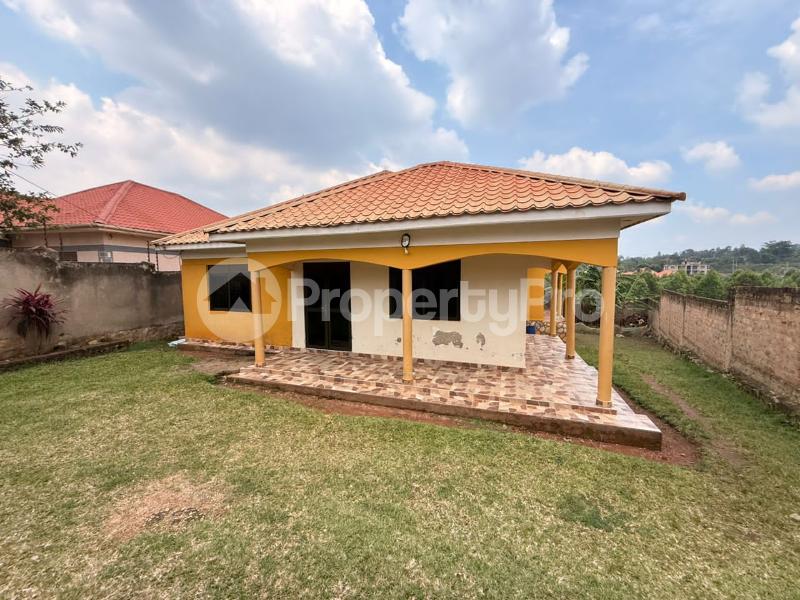 3 bedroom Bungalow Apartment for sale Namugongo road  Kampala Central Kampala Central - 1