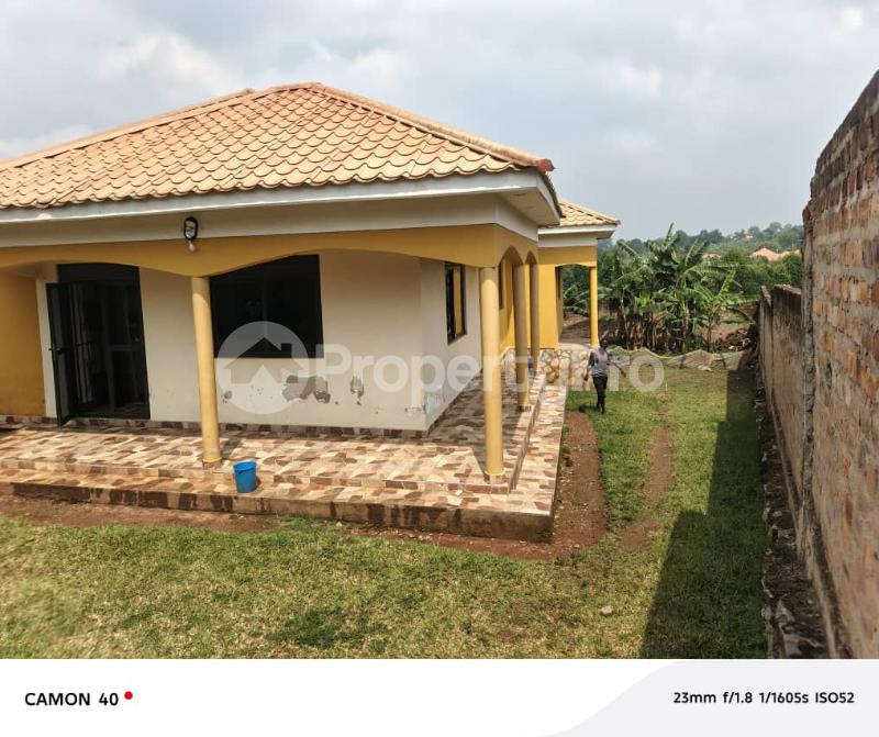 3 bedroom Bungalow Apartment for sale Namugongo road  Kampala Central Kampala Central - 4