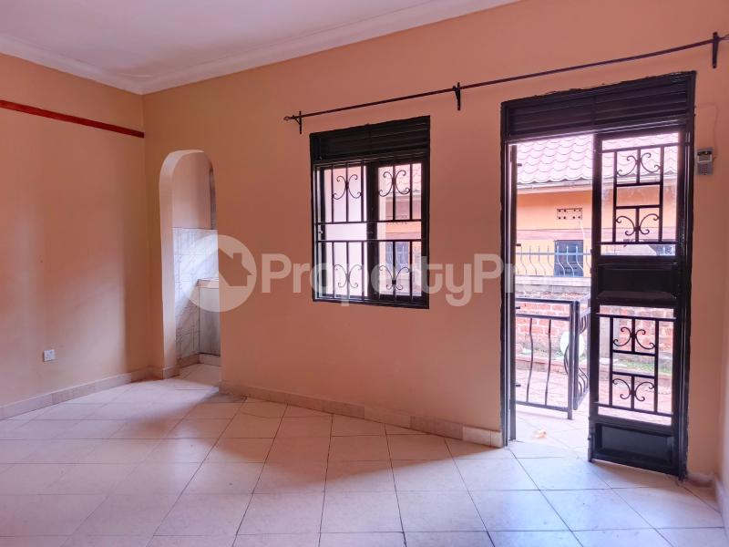 1 bedroom mini flat  Bungalow Apartment for rent namugongo road Wakiso Central - 5