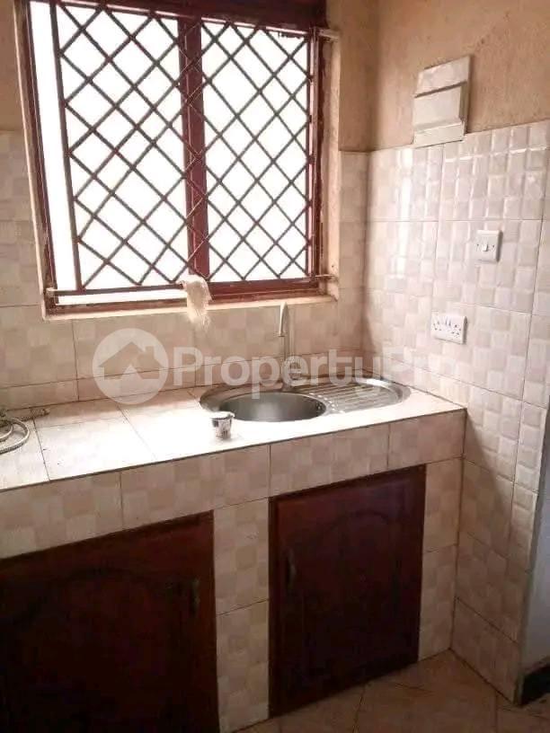 1 bedroom mini flat  Bungalow Apartment for rent Entebbe road  Wakiso Central - 1